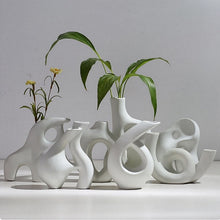 Chargement de l&#39;image dans la visionneuse de la galerie, Vase abstrait
