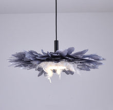 Chargement de l&#39;image dans la visionneuse de la galerie, Lampe suspendue plumes d&#39;oie naturelles
