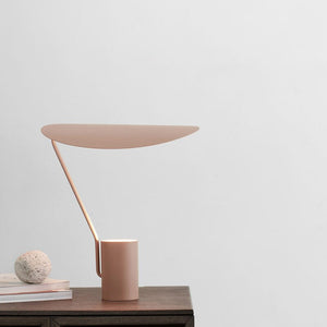 Lampe design minimaliste rose poudré
