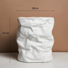 Chargement de l&#39;image dans la visionneuse de la galerie, Vase céramique design
