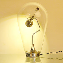 Chargement de l&#39;image dans la visionneuse de la galerie, Lampe à poser design
