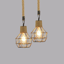 Chargement de l&#39;image dans la visionneuse de la galerie, Deux lampes suspendues industrielles chanvre et métal
