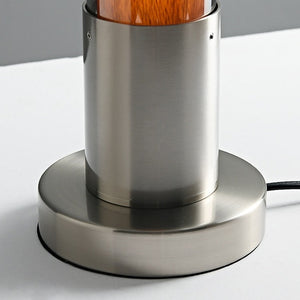 Détails du socle de la lampe de table design en verre