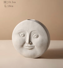 Chargement de l&#39;image dans la visionneuse de la galerie, Vase visage abstrait

