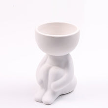 Chargement de l&#39;image dans la visionneuse de la galerie, Pot de fleur bonhomme assis blanc
