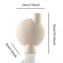 Chargement de l&#39;image dans la visionneuse de la galerie, Dimensions du vase contemporain en céramique blanc
