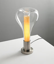 Chargement de l&#39;image dans la visionneuse de la galerie, Une lampe de table design en verre style minimaliste
