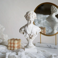 Chargement de l&#39;image dans la visionneuse de la galerie, Statuette buste femme
