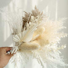 Chargement de l&#39;image dans la visionneuse de la galerie, Bouquet de fleurs séchées blanches
