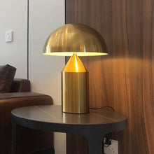 Chargement de l&#39;image dans la visionneuse de la galerie, Lampe champignon dorée idéale pour le salon
