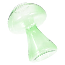 Chargement de l&#39;image dans la visionneuse de la galerie, Vase en verre champignon vert
