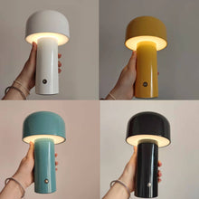 Chargement de l&#39;image dans la visionneuse de la galerie, Lampe champignon USB dans 4 couleurs
